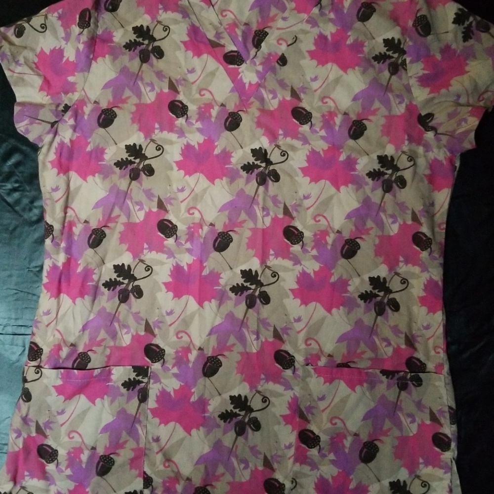 Scrub top